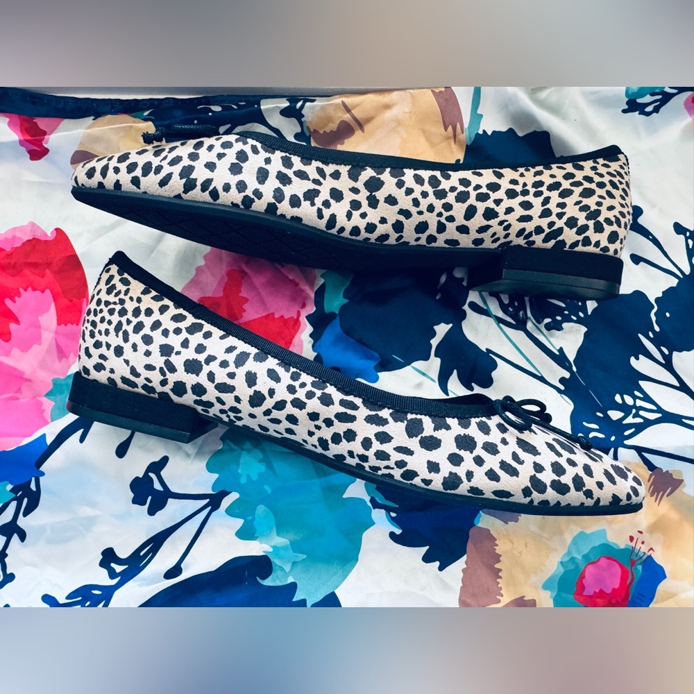Me Too Cheetah Animal Print Pointed Toe Ballet Flat Shoes 8.5 New - Picture 7 of 12